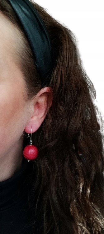 WISZĄCE KOLCZYKI WĘŻOWE KULE WĘŻOWE SREBRO 925 CZERWONE BEGLE ZAMKNIĘTE