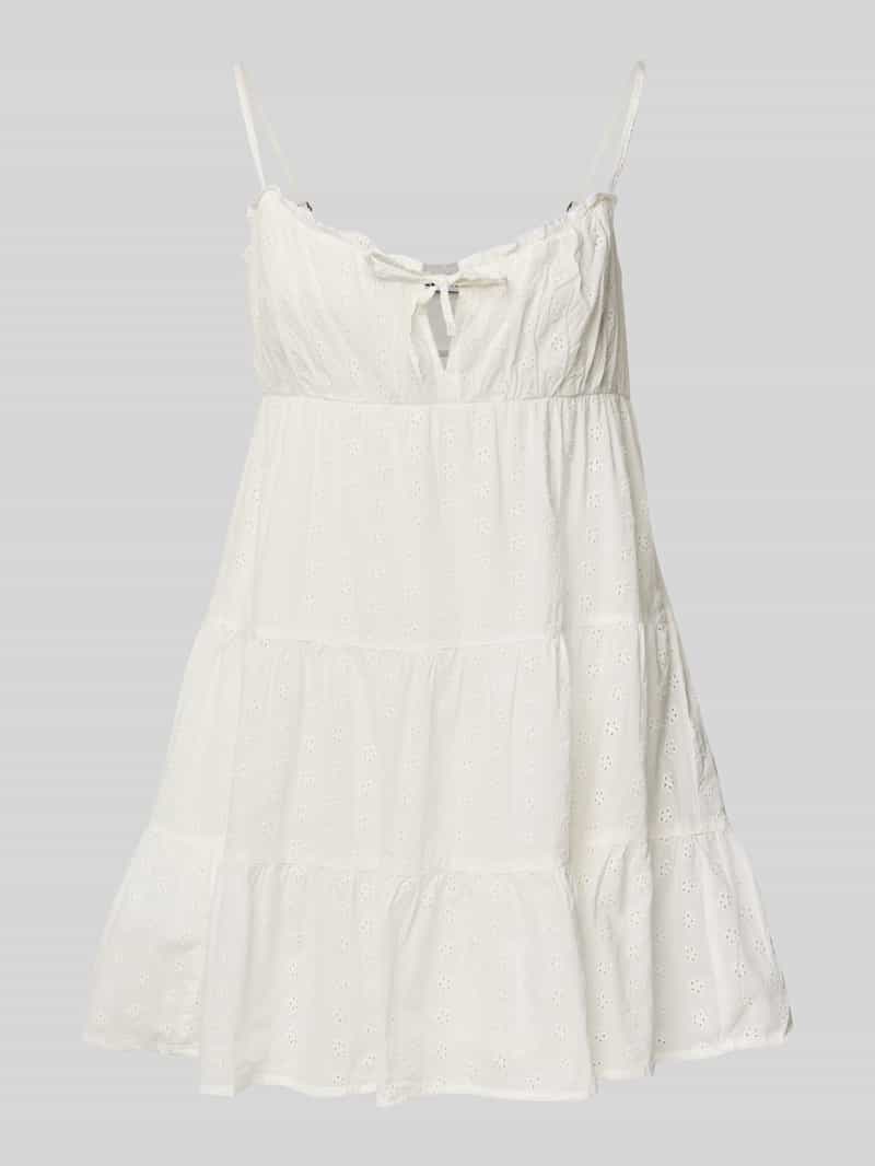 Sukienka mini z haftem angielskim