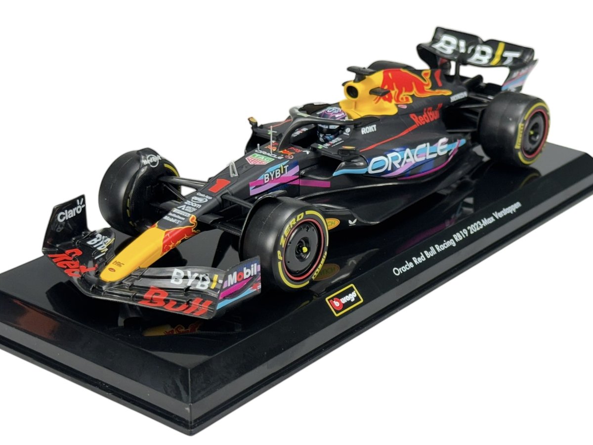 BBURAGO 2023 RED BULL RACING RB19 #1 MAX VERSTAPPEN GP MIAMI Z GABLOTKĄ 1:24 28030