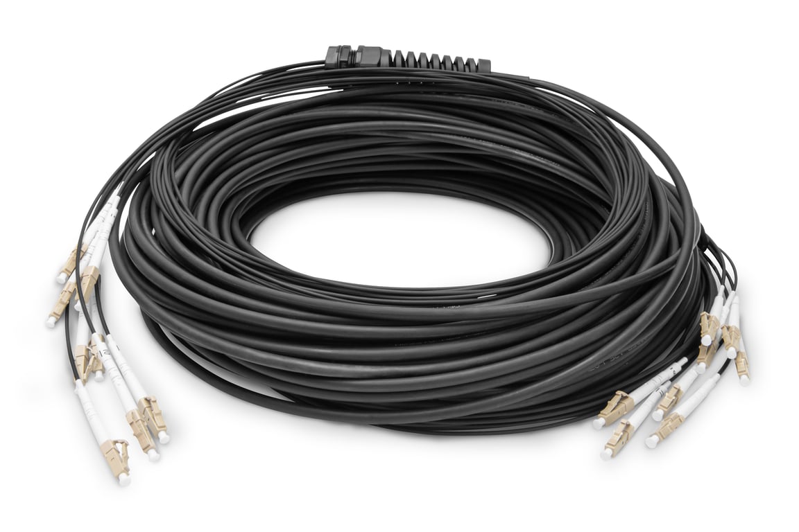 Digitus Zakończony fabrycznie uniwersalny kabel światłowodowy typu breakout, wielomodowy OM4, 8 włókien, LC/UPC – LC/UPC