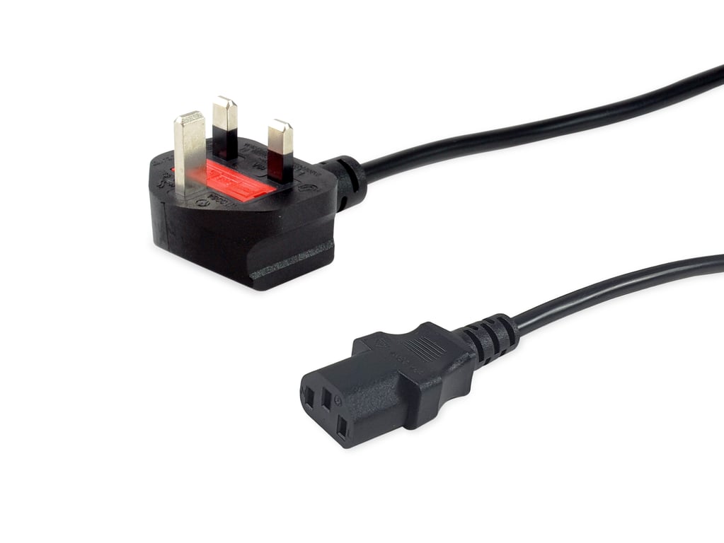 Equip 112303 kabel zasilające Czarny IEC C13 BS 1363