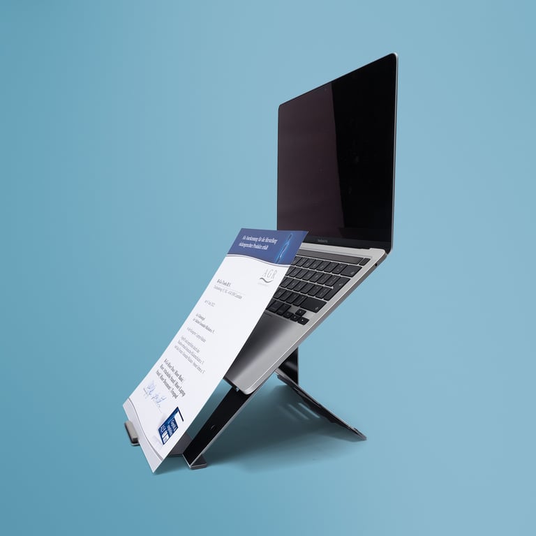 R-Go Tools Podstawka pod laptopa R-Go Riser Document, ergonomiczna, składana i regulowana podstawka z uchwytem na dokumenty, czarna