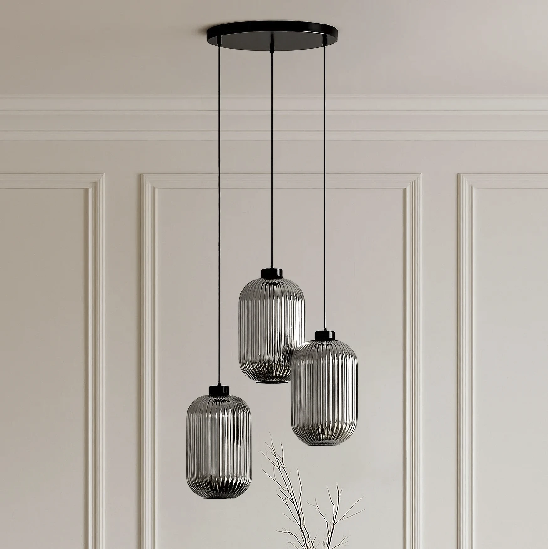 Lampa wisząca z dymionymi kloszami do kuchni K-5756 z serii SILVA