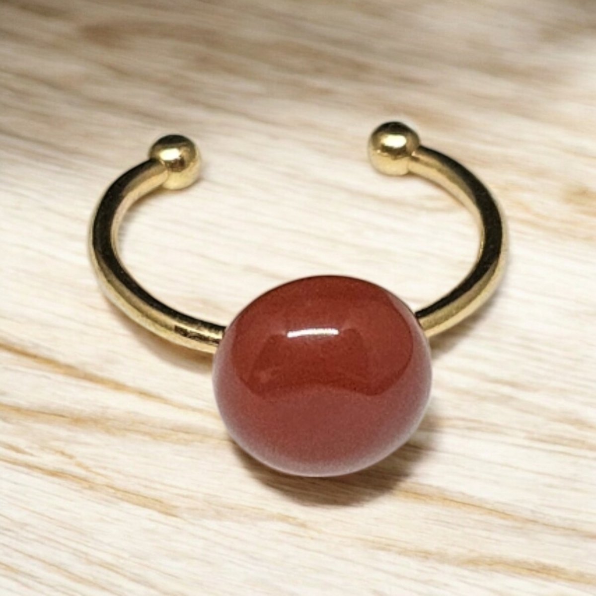 Pierścionek z kamieniem naturalnym karneolem