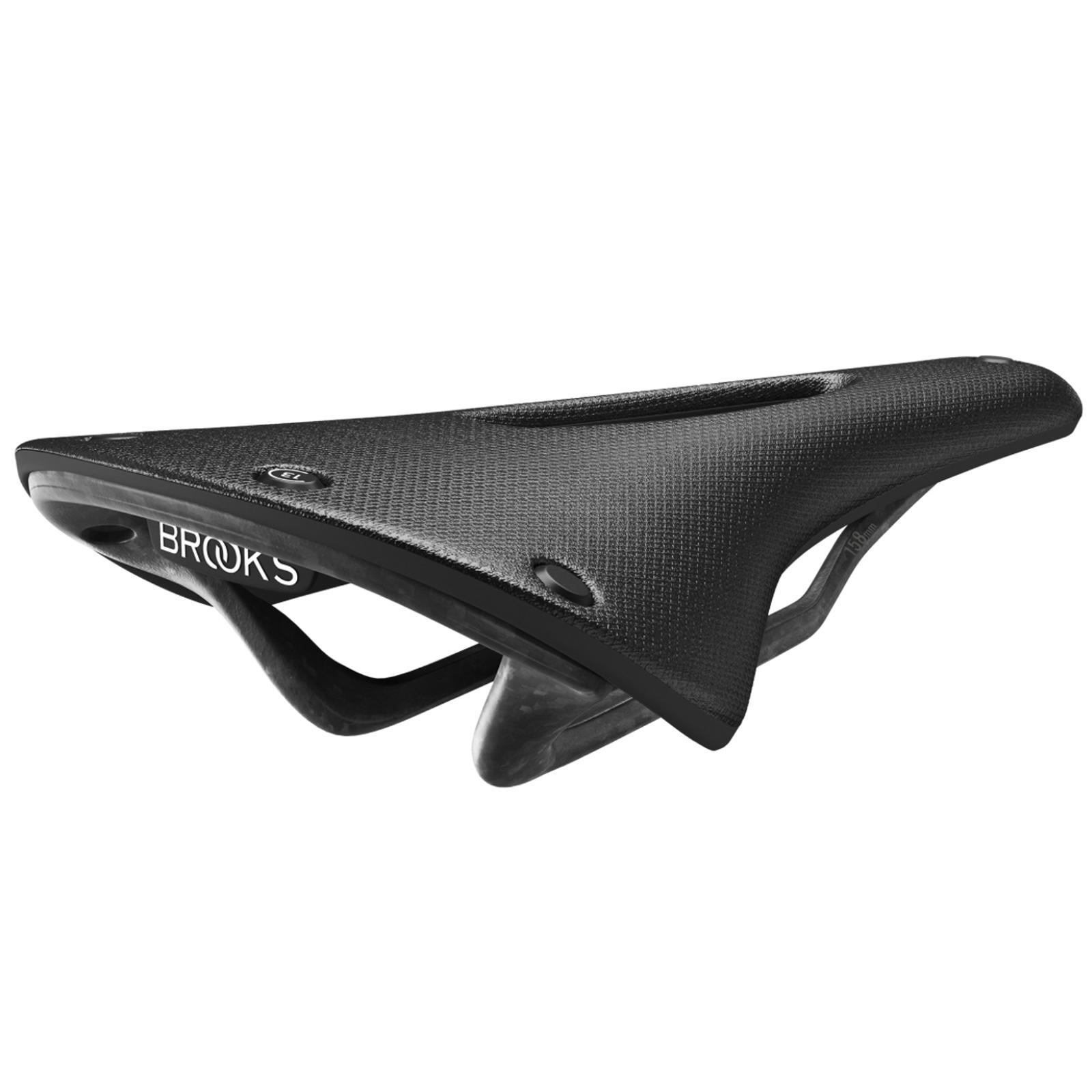 Brooks Cambium C13 Carved All Weather Siodełko, black 158mm 2021 Siodełka miejskie i komfortowe 80400507