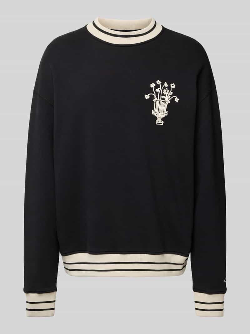 Sweter z dzianiny z wyhaftowanym motywem model ‘VASO’
