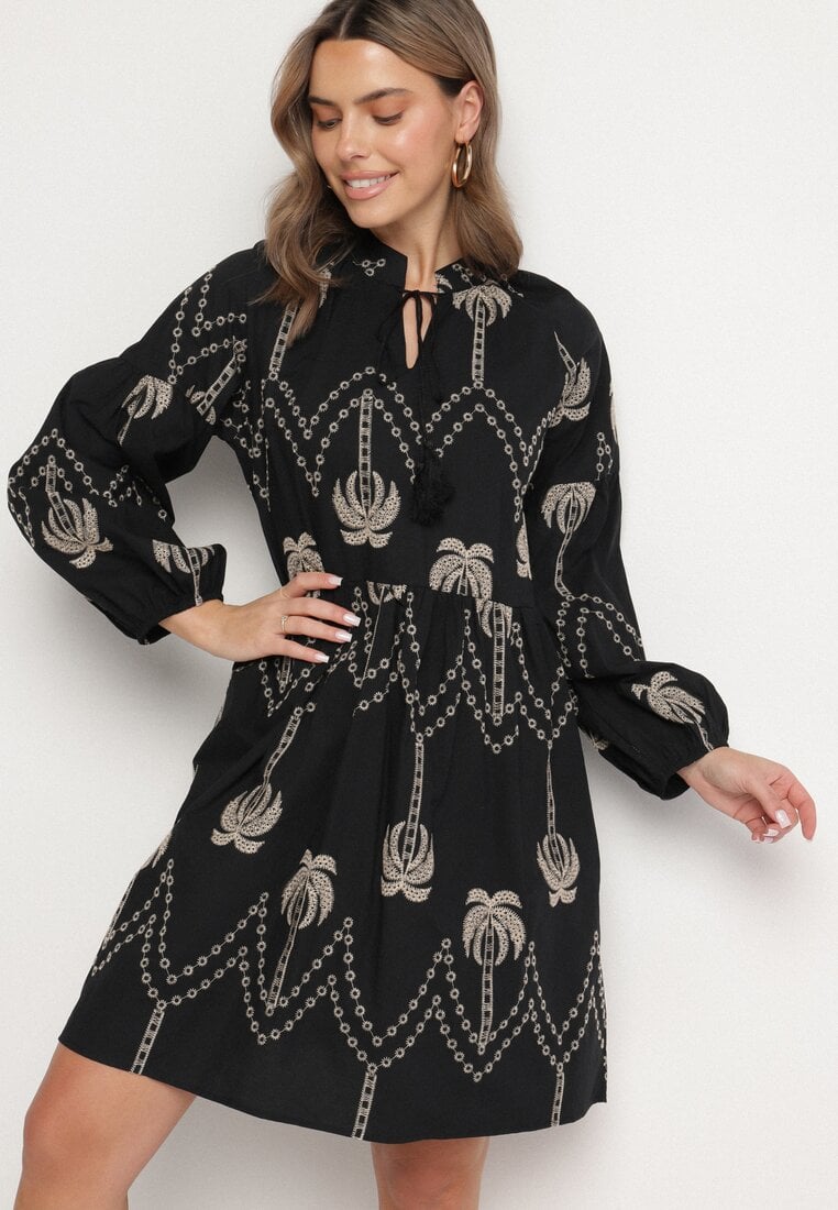 Czarna Sukienka z Bawełny Ozdobiona Haftem w Palmy Zeliova