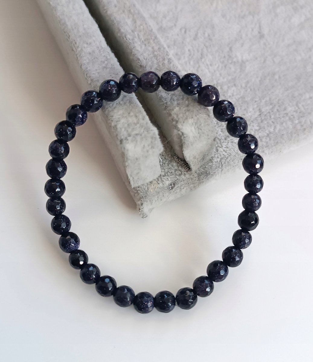 GRANATOWA FASETOWANA BRANSOLETKA NA GUMCE NOC KAIRU POŁYSKUJĄCA 6mm