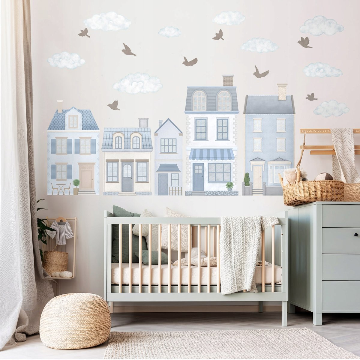 Naklejki na ścianę dla dzieci domki miasto chmurki niebieskie błękitne