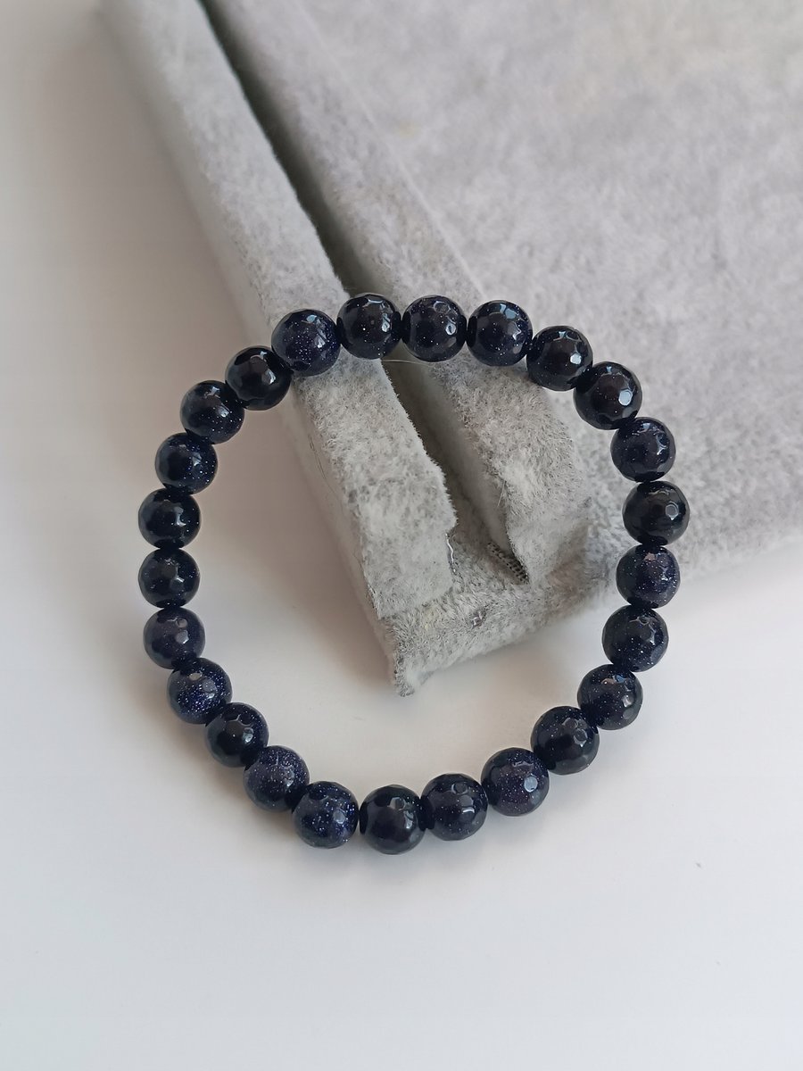 GRANATOWA FASETOWANA BRANSOLETKA NA GUMCE NOC KAIRU POŁYSKUJĄCA 8mm