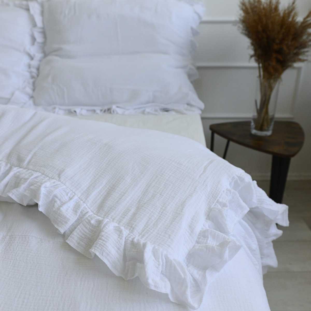 Pościel muślinowa z falbanką - biała [Rozmiar: 220/200 i 2x70/80]