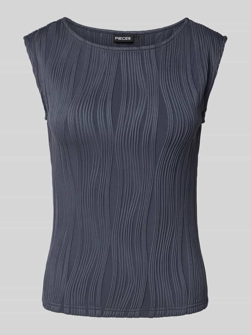 Top o kroju slim fit z fakturowanym wzorem model ‘TINNIKA’