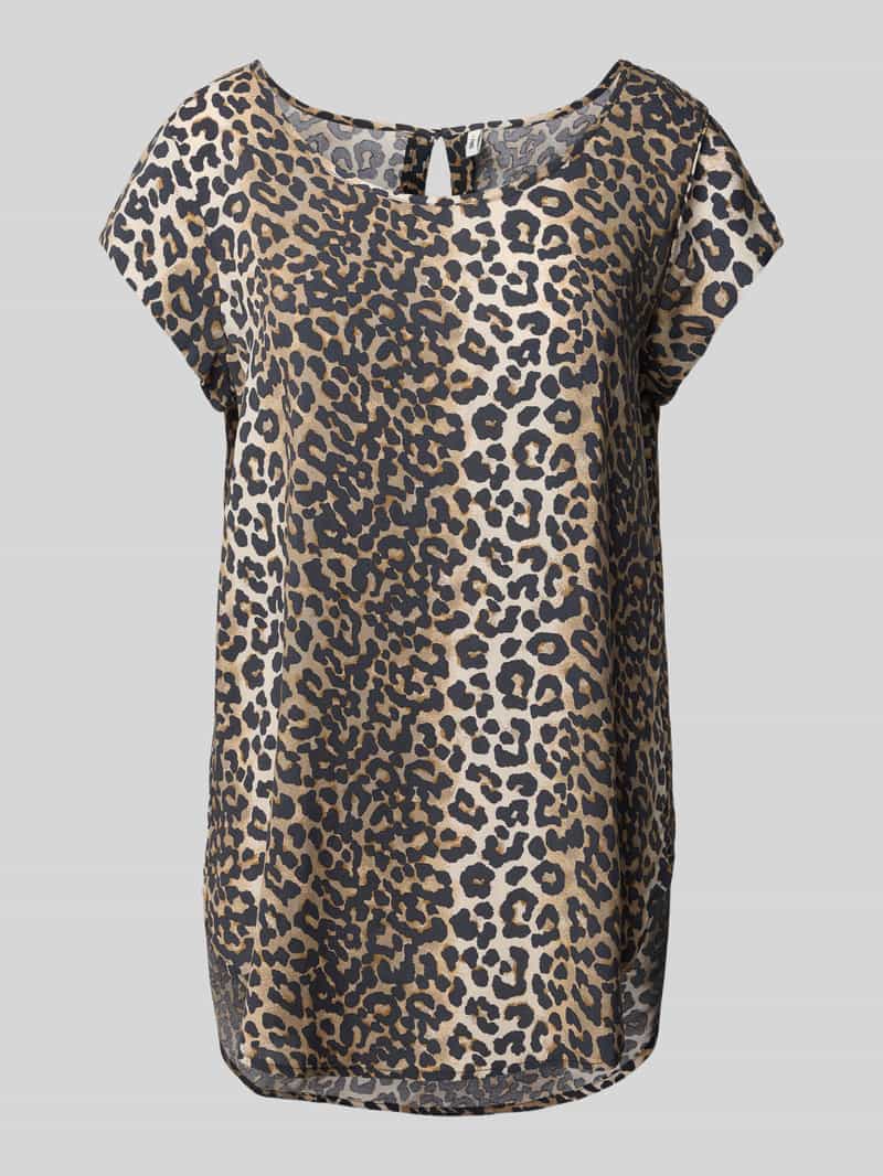 T-shirt o kroju regular fit z wycięciem w kształcie łezki model ‘NOVA’