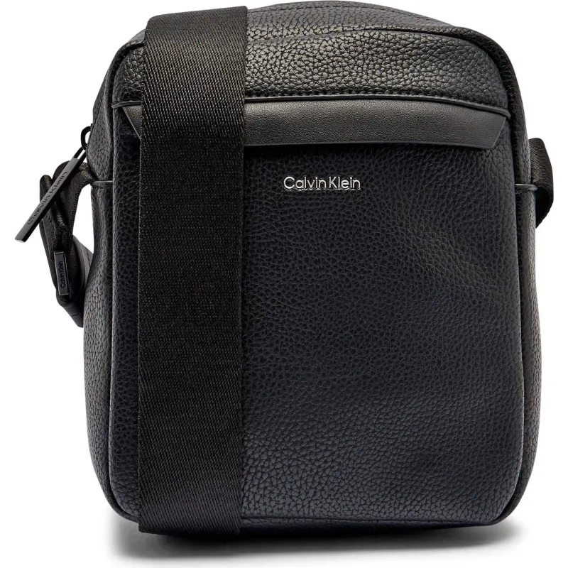 Calvin Klein Reporterka