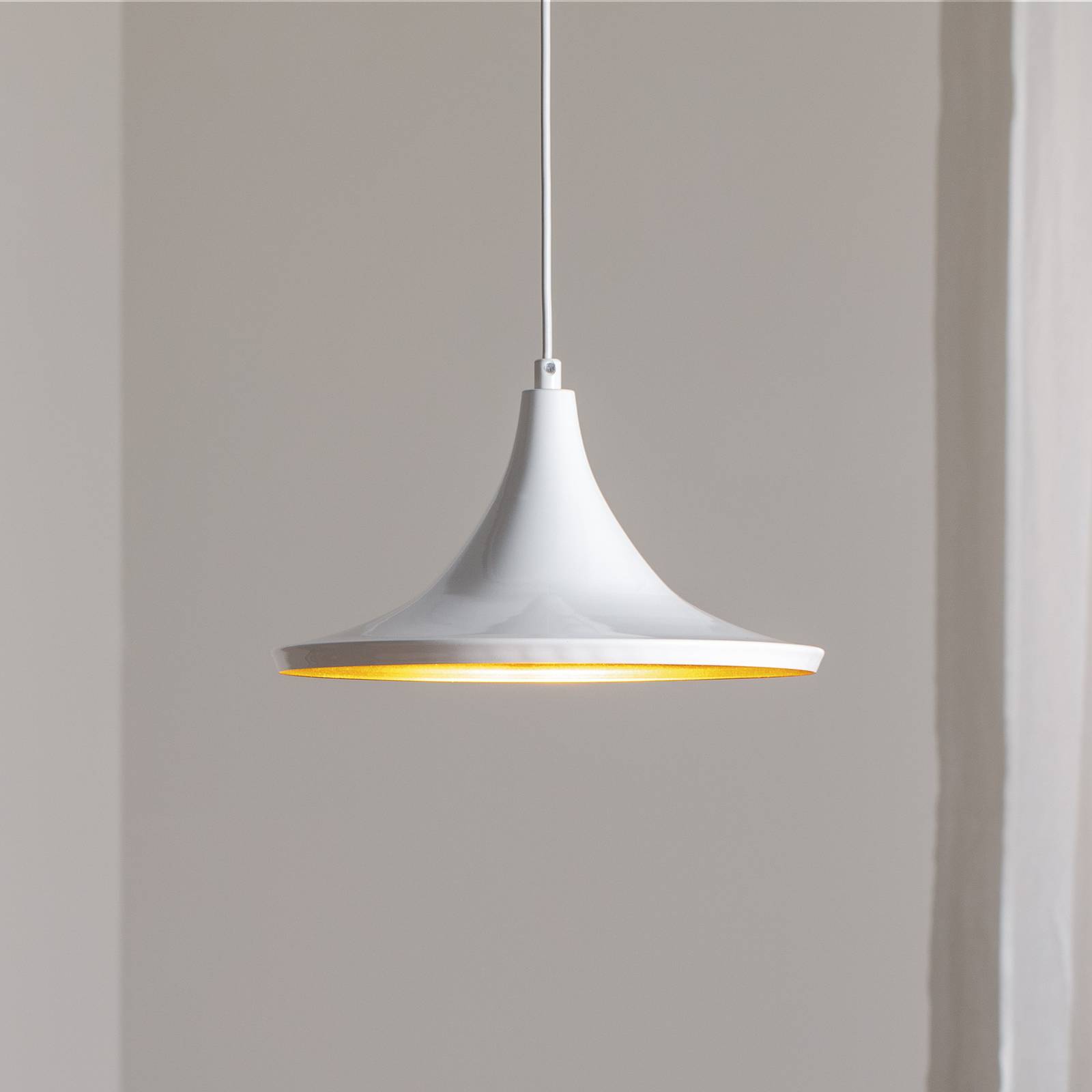 ROYALTECH Lampa wisząca Genisy, możliwość ściemniania, biały / opal, salon / jadalnia, metal, skandynawski