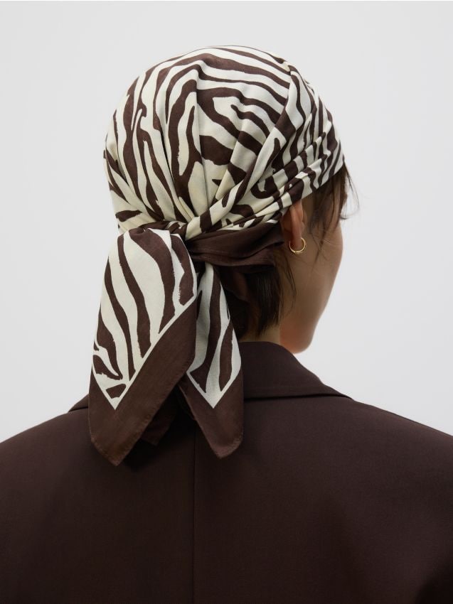 Reserved - Wzorzysta apaszka - ciemnobrązowy