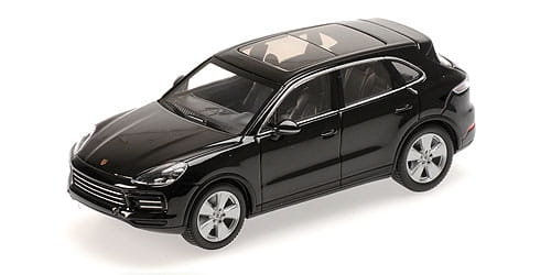 Porsche Cayenne 2017 (Black Metallic)
