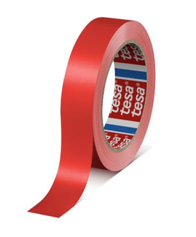 Taśma pakowa Tesa 66m x 25mm czerwona
