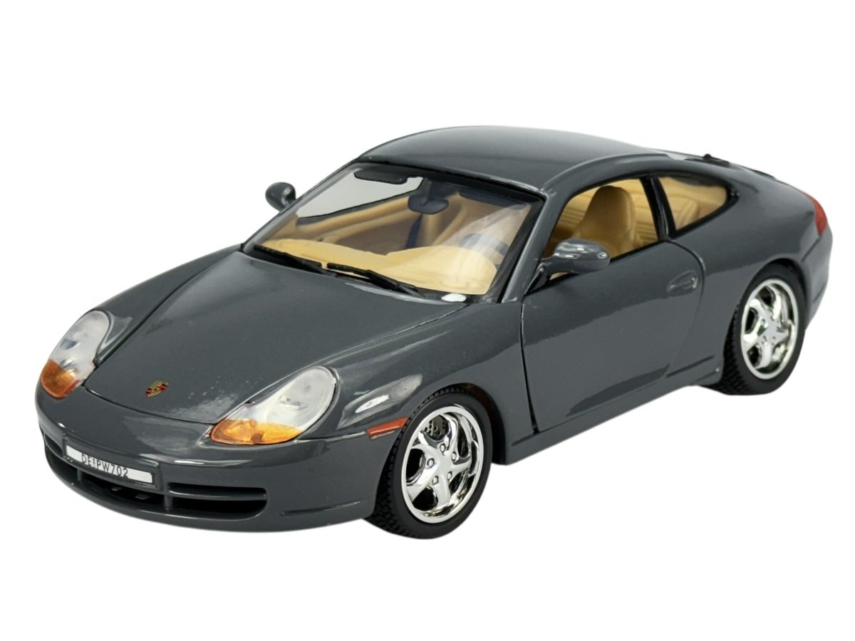 MOTORMAX PORSCHE 911 CARRERA SZARY 1:18 73101