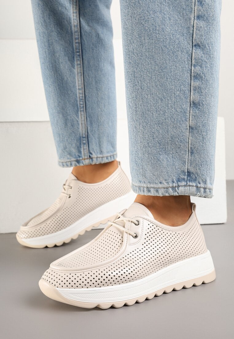 Beżowe Półbuty z Ażurową Cholewką z Wiązaniem Tavellise