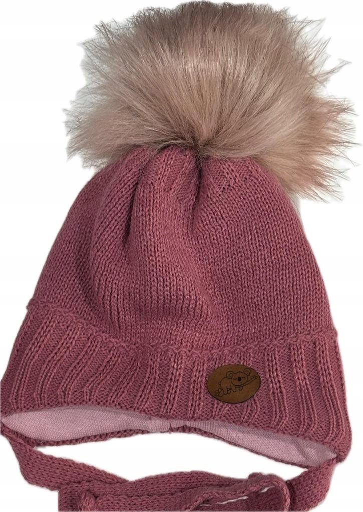 Czapka zimowa wiązana różowa z pomponem 46