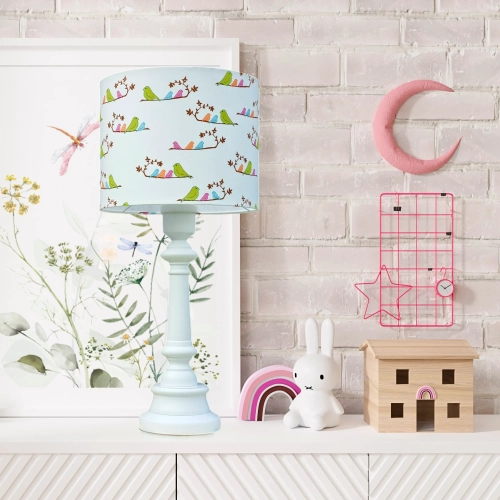 Lampa stojąca dla dzieci biała w kolorowe ptaszki