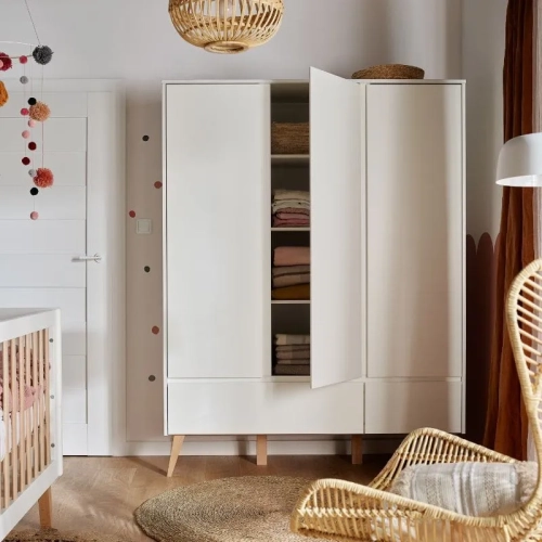 Szafa trzydrzwiowa biała swing pinio