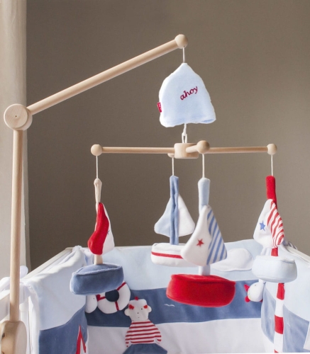 Karuzela do łóżeczka z obrotową pozytywką pepe