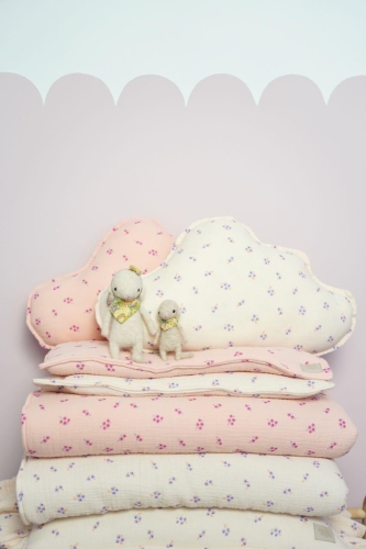 Muślinowa poduszka chmurka 