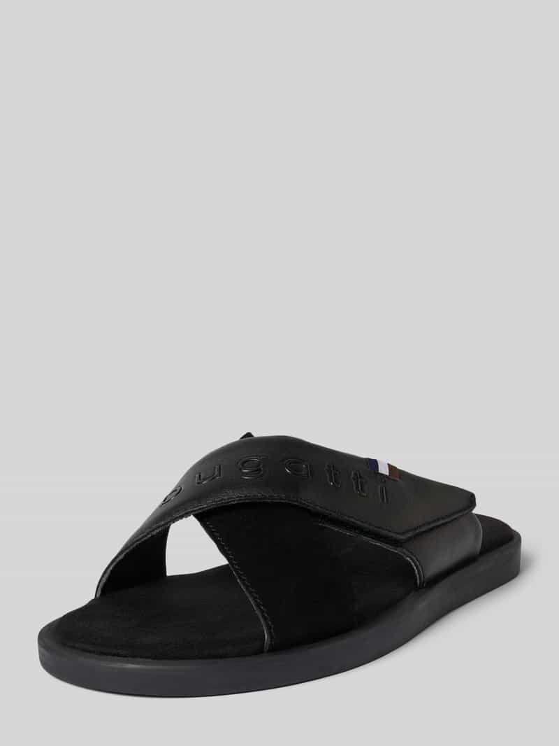 Klapki skórzane z napisem z logo model ‘Derek’