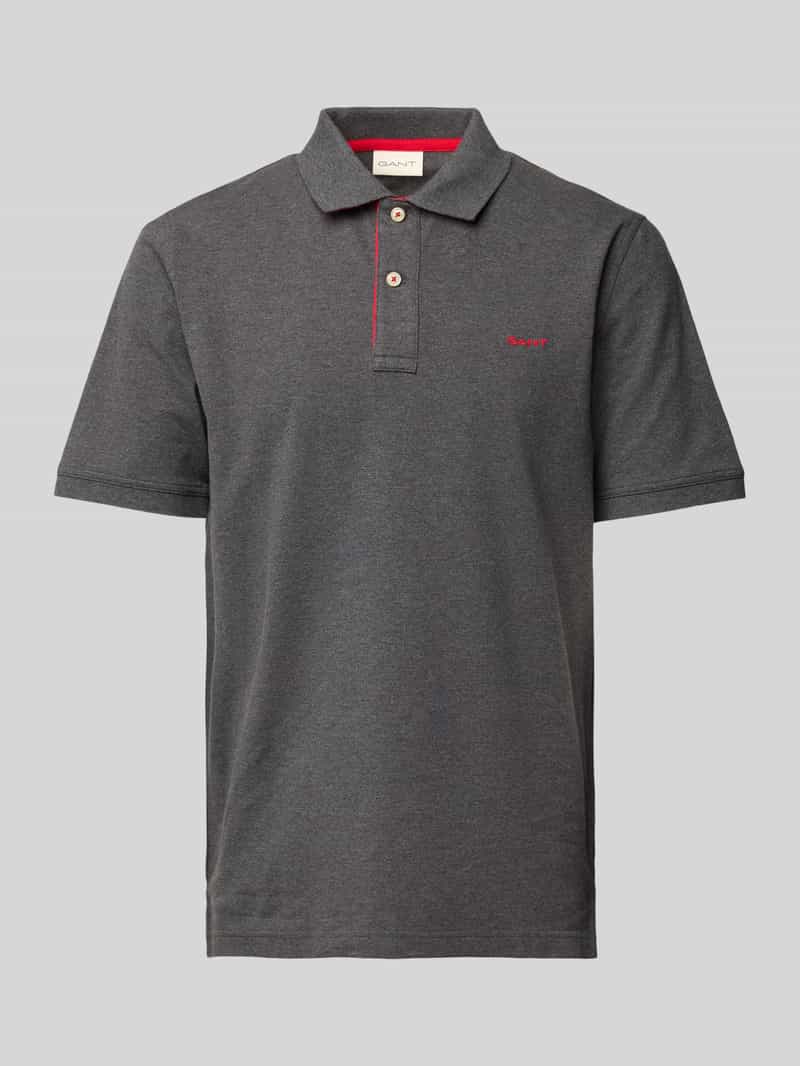Koszulka polo o kroju regular fit z wyhaftowanym logo