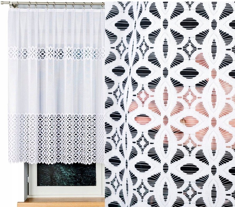 Firana Żakardowa Adrianna 500X130Cm Prosta W Kwiaty (Gotowa) Z Obszyciem