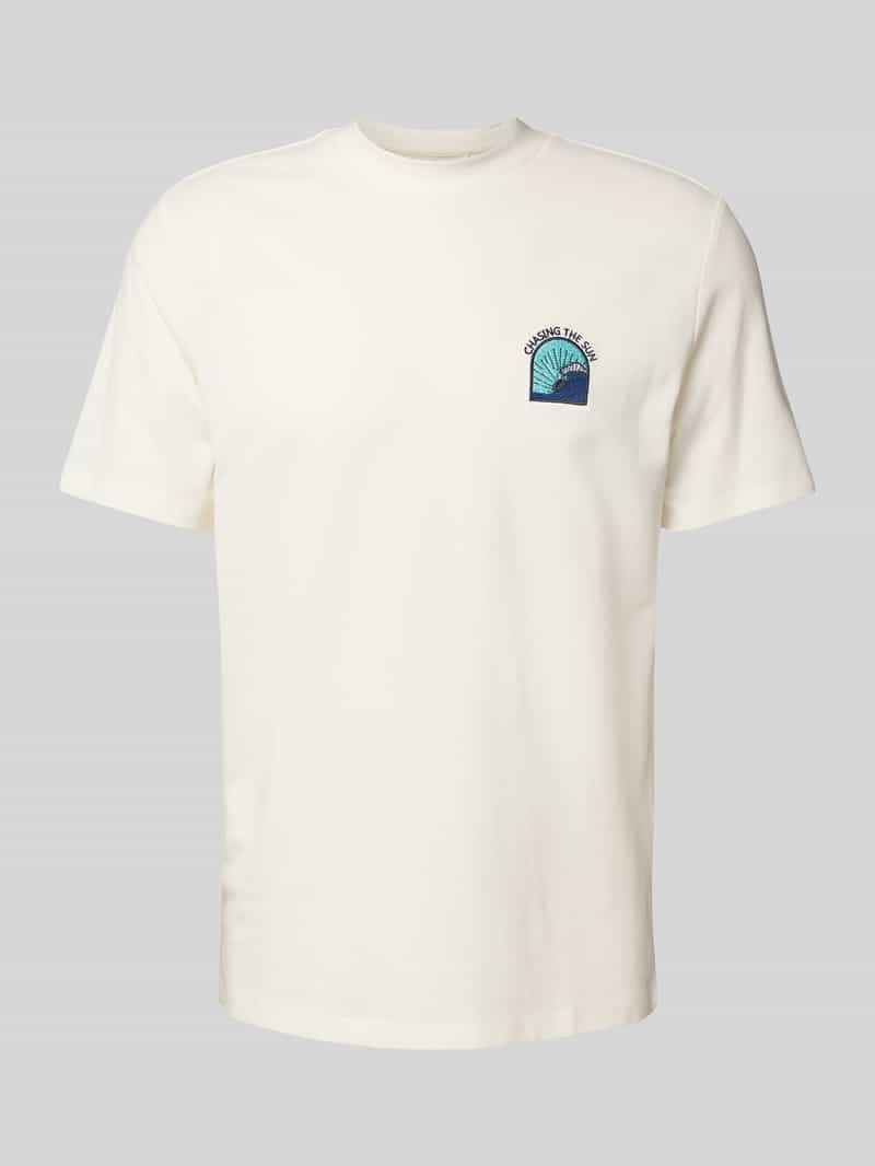 T-shirt z wyhaftowanym motywem i napisem model ‘JOBBE’