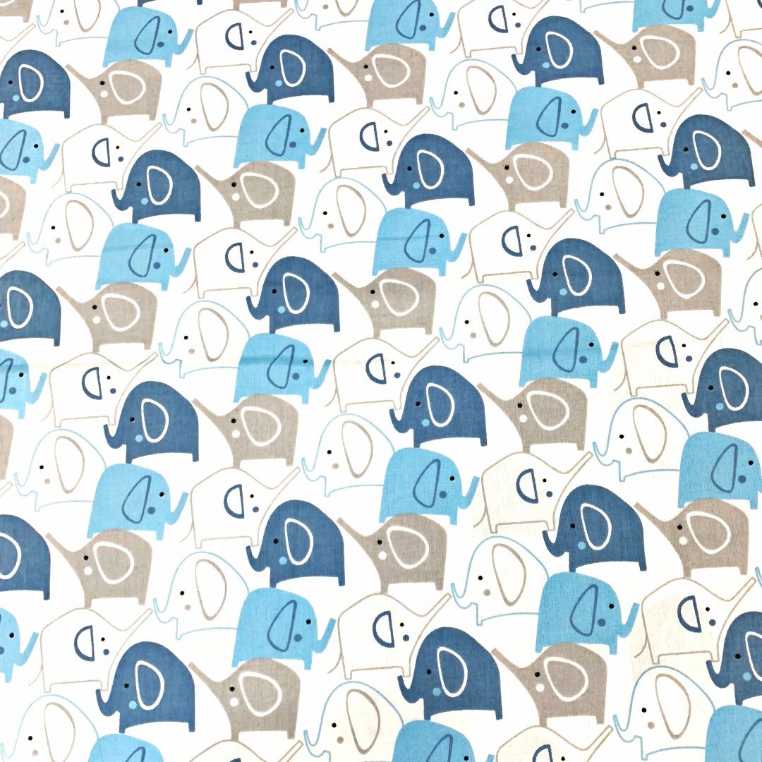 Tkanina bawełniana słoniki niebiesko granatowe na białym tle