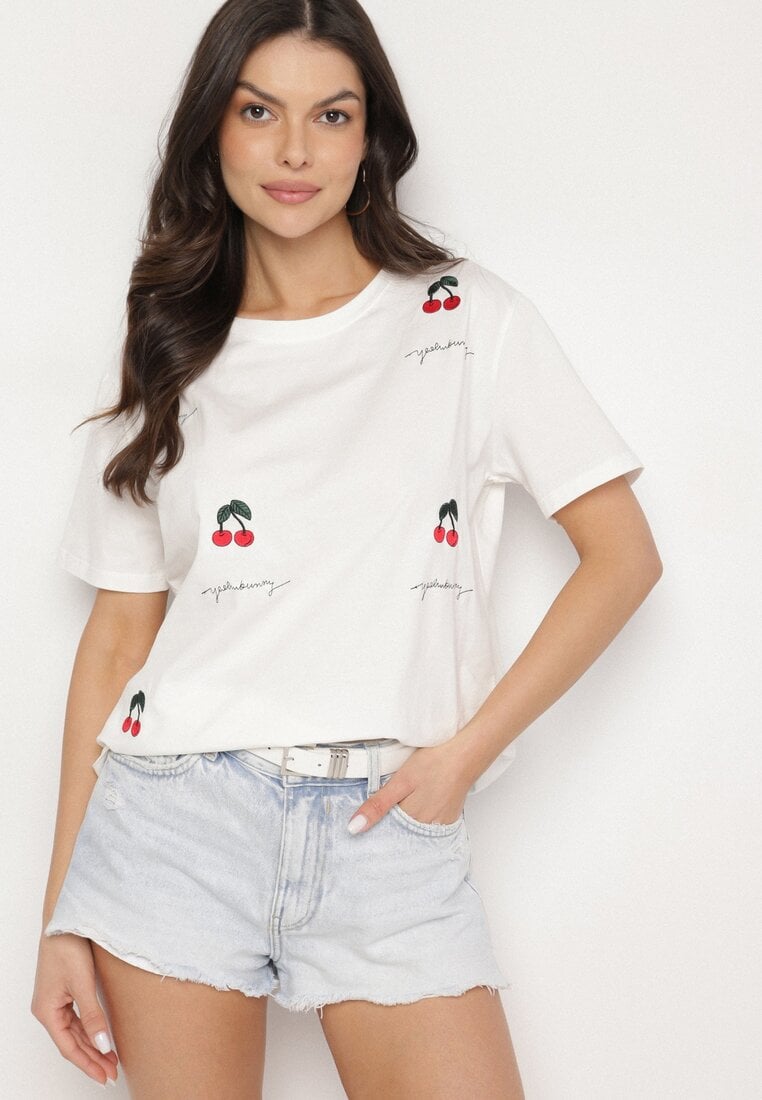 Biały Bawełniany T-shirt Zdobiony Haftem z Motywem w Wiśnie Nevianira