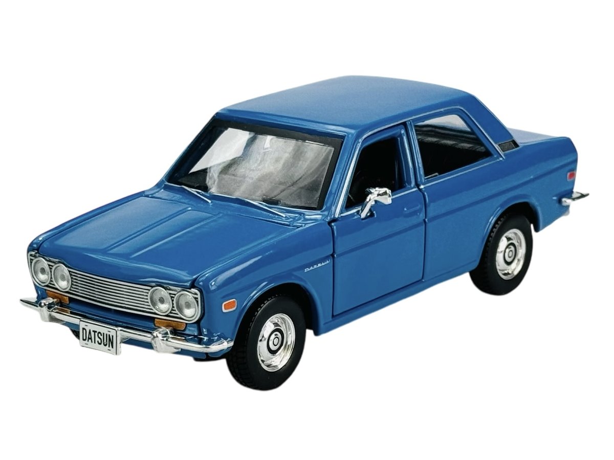 MAISTO 1971 DATSUN 510 NIEBIESKI 1:24 31518