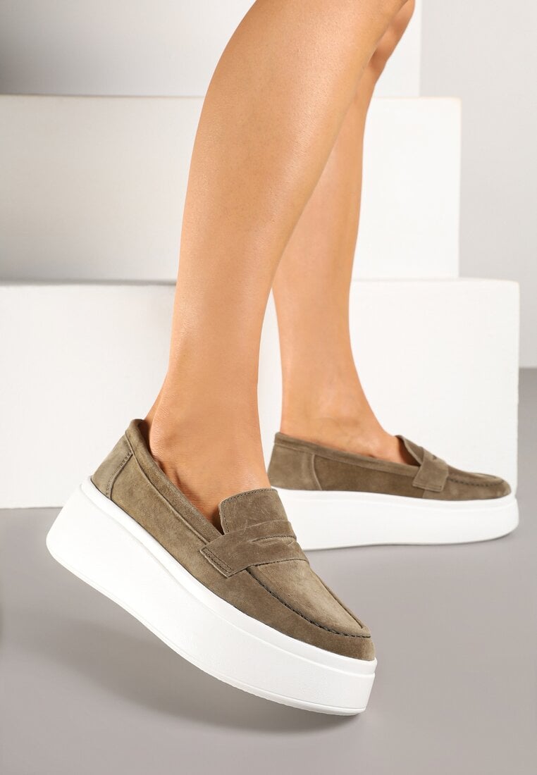 Ciemnobeżowe Skórzane Półbuty Mokasyny na Grubej Podeszwie z Ozdobnym Paskiem Tellavira