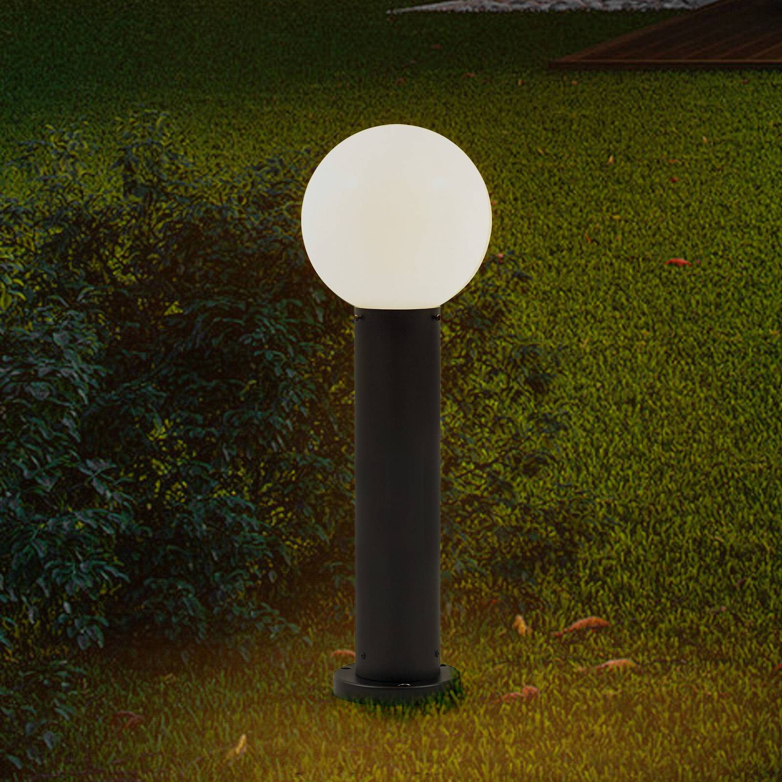 Słupek oświetleniowy Lindby Dangan, biały, wysokość 60 cm, szkło, metal