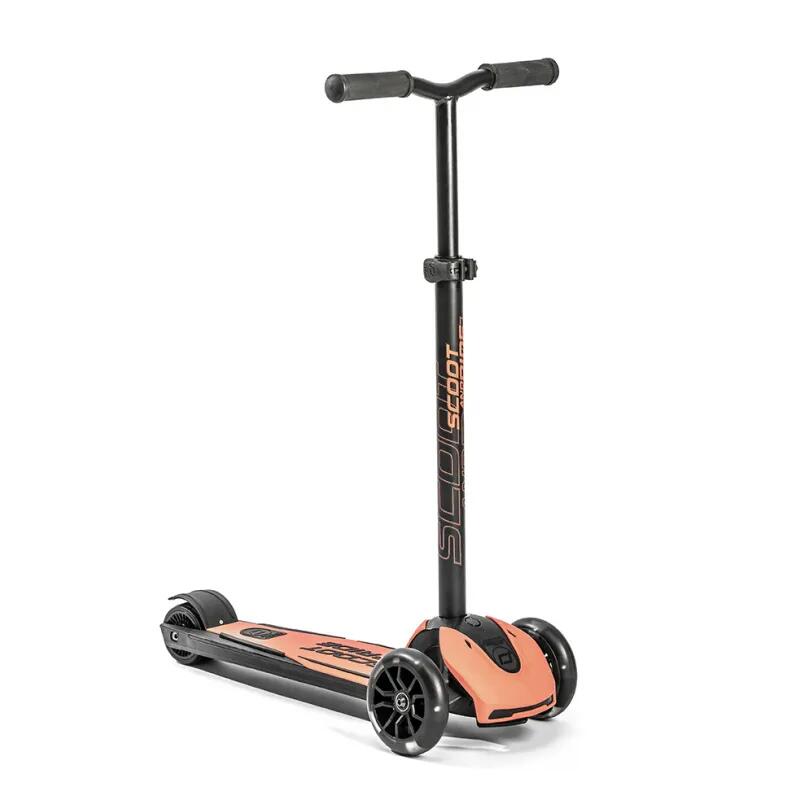 Scootandride SCOOTANDRIDE Highwaykick 5 LED Hulajnoga trójkołowa balansowa ze świecącymi kółkami 5+ Peach solution-bc-6711-0