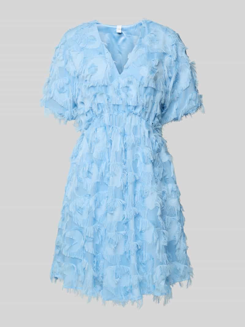 Sukienka koktajlowa o długości do kolan z dekoltem w serek model ‘PAZYLLA’