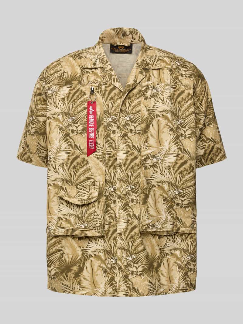 Koszula casualowa o kroju relaxed fit z kieszenią z patką model ‘Honolulu’