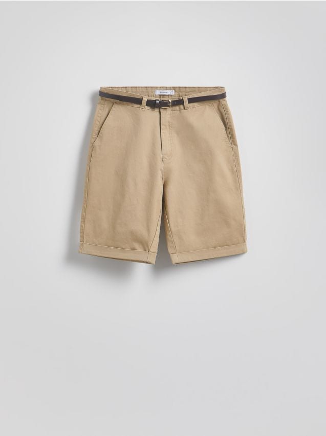 Reserved - Szorty chino z paskiem - beżowy