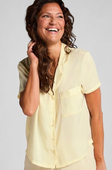 Hunkemöller Satynowe szorty Minimal Żółty