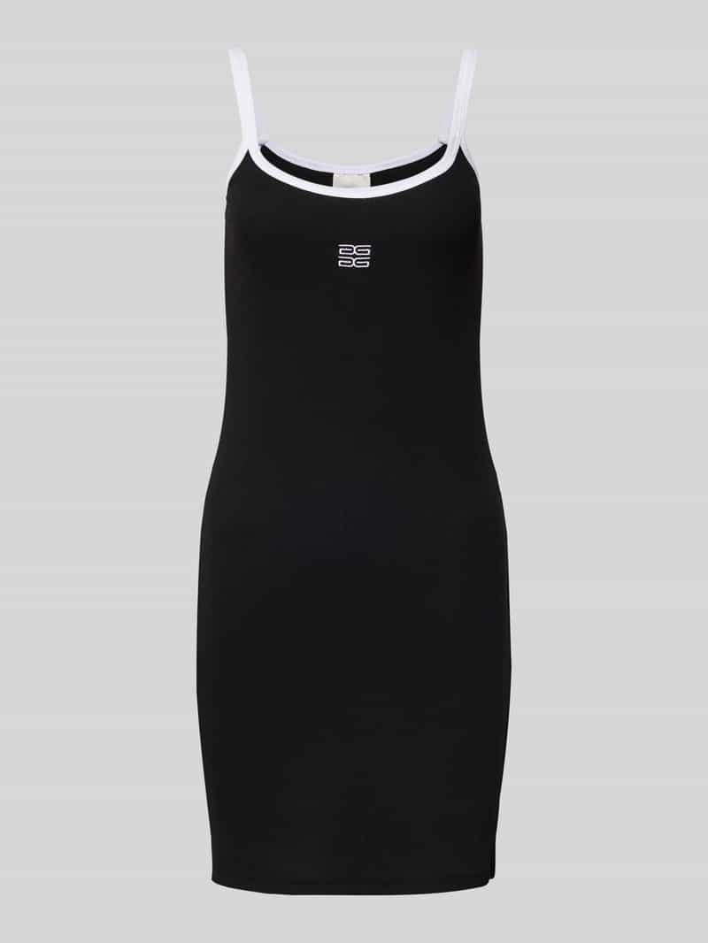Sukienka mini z prążkowaniem i wyhaftowanym logo
