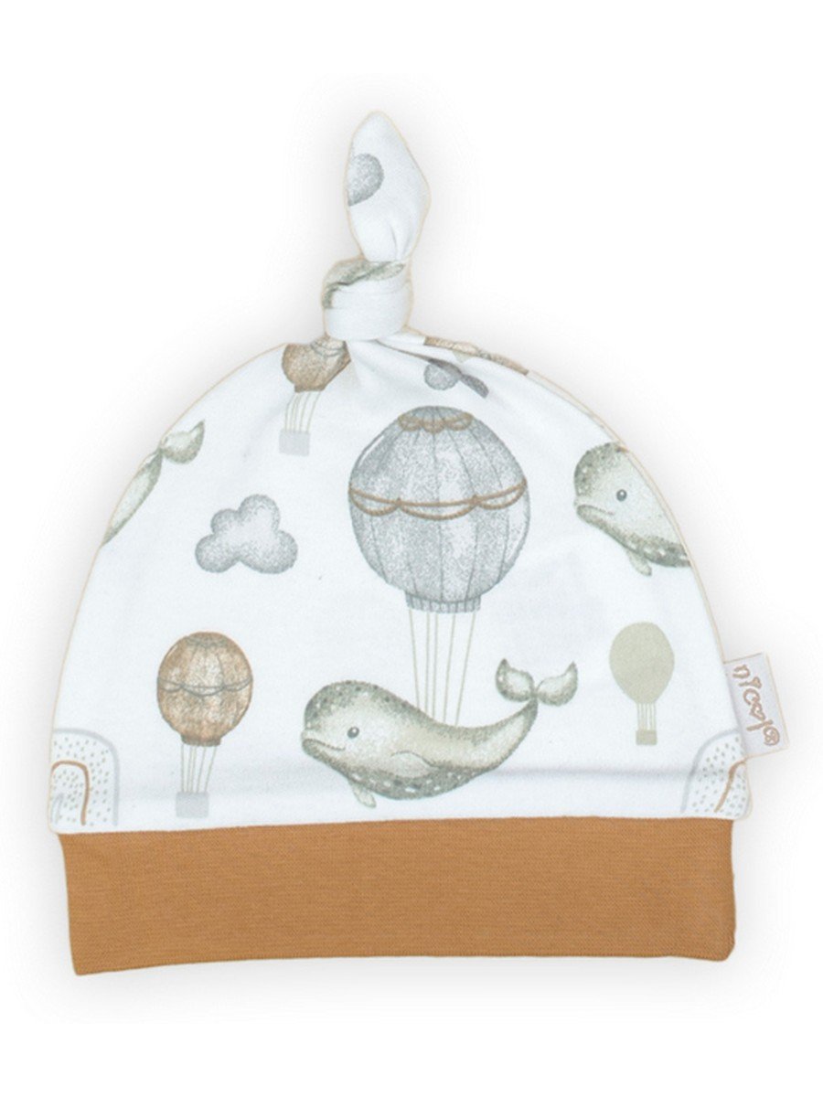 Niemowlęca czapka w wieloryby biała Nicol,r.86