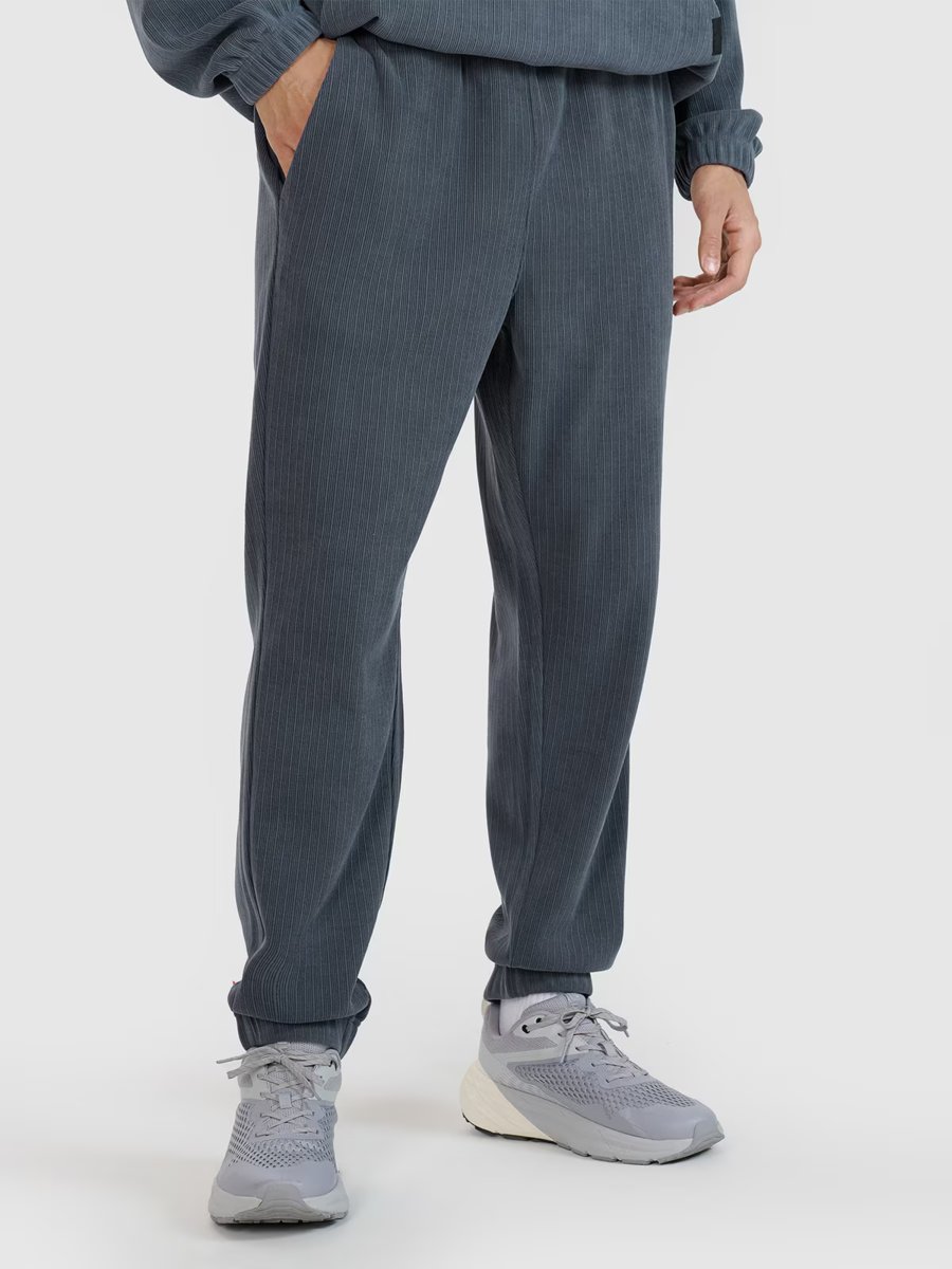 4F Spodnie dresowe joggery męskie 4FRSS25TTROM1476-22S Czarny Roz. XXL