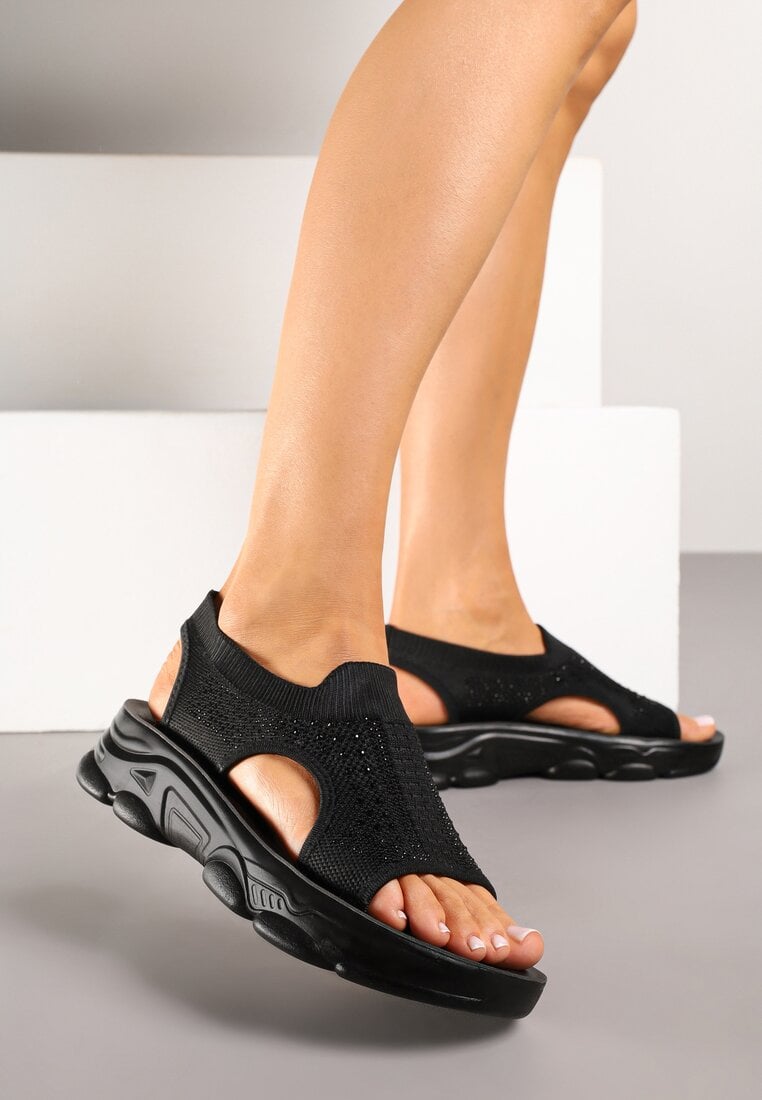 Czarne Sandały Sportowe z Elastyczną Cholewką na Grubej Podeszwie Lirasette