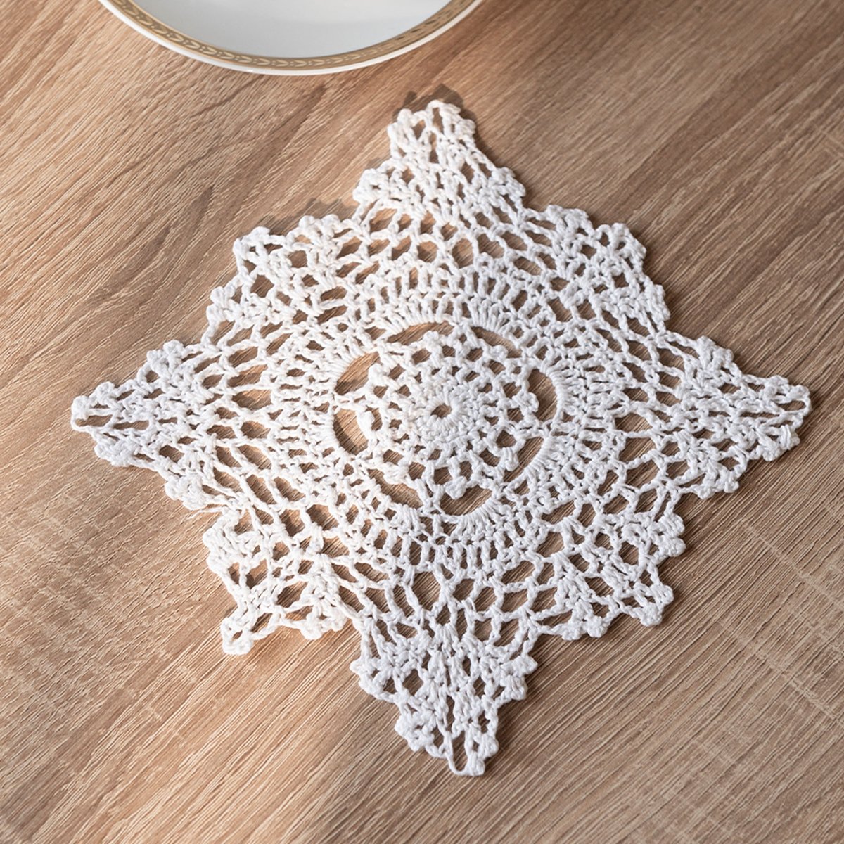 Serweta z ażurem, 100% bawełna, kolor biały, rozmiar 15x15 cm