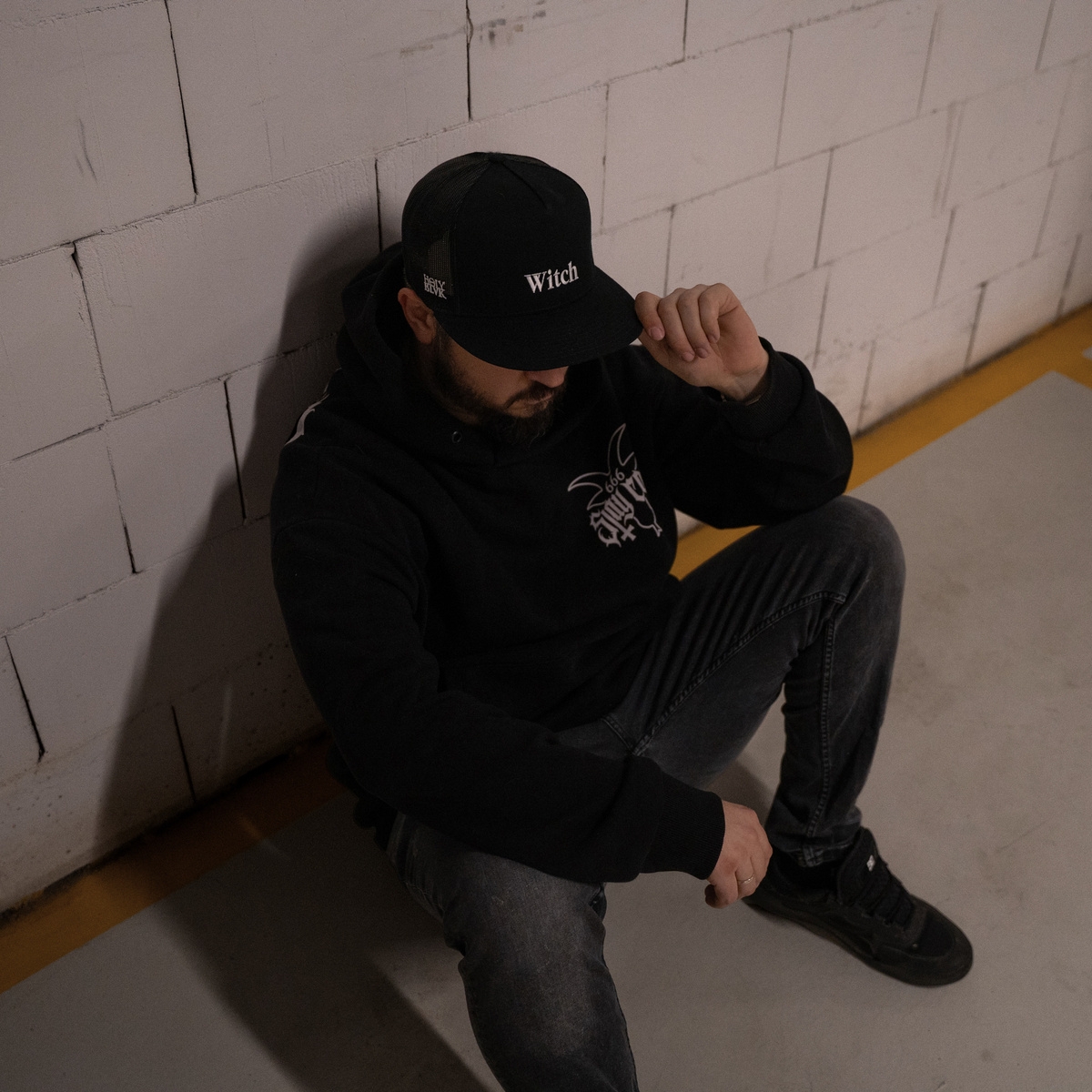 Czapka z Daszkiem Holy Blvk Witch Trucker