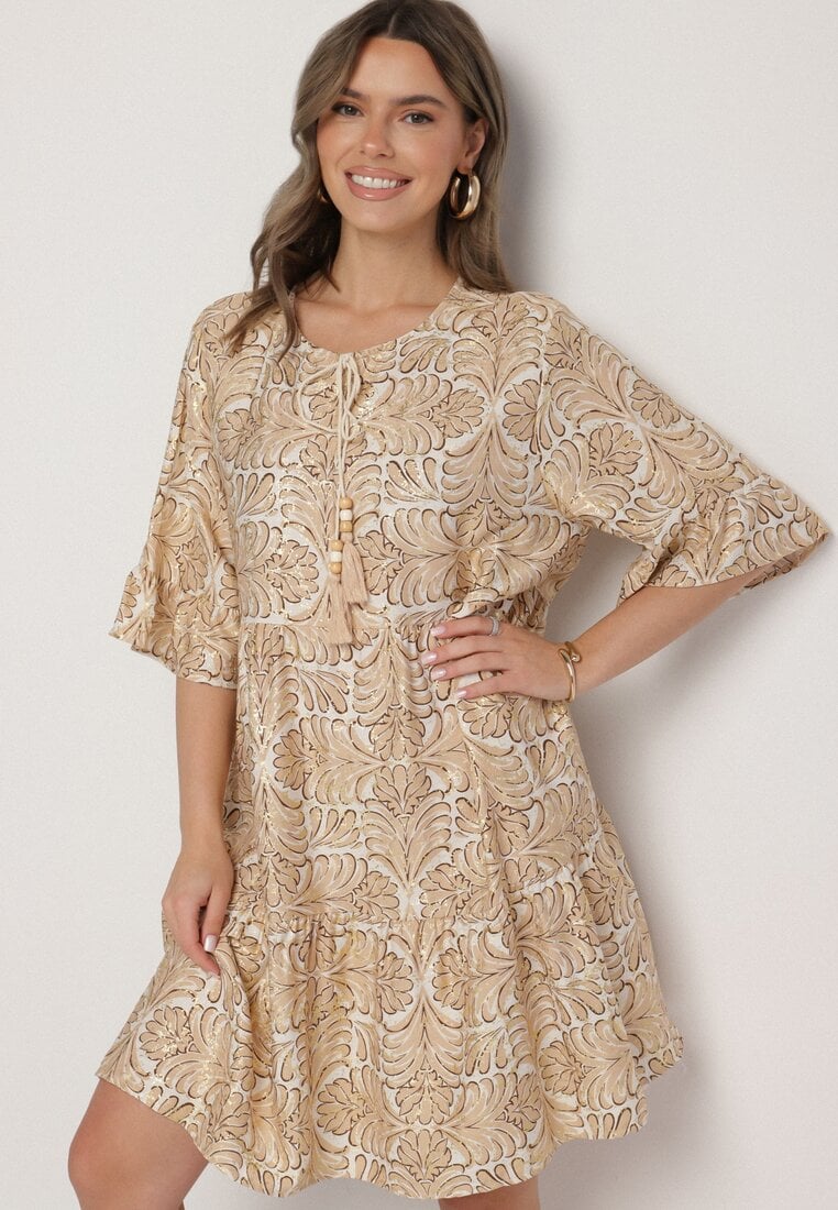 Beżowa Sukienka z Lnem o Rozkloszowanym Kroju z Falbanami i Metalicznym Nafrukiem Rinanis